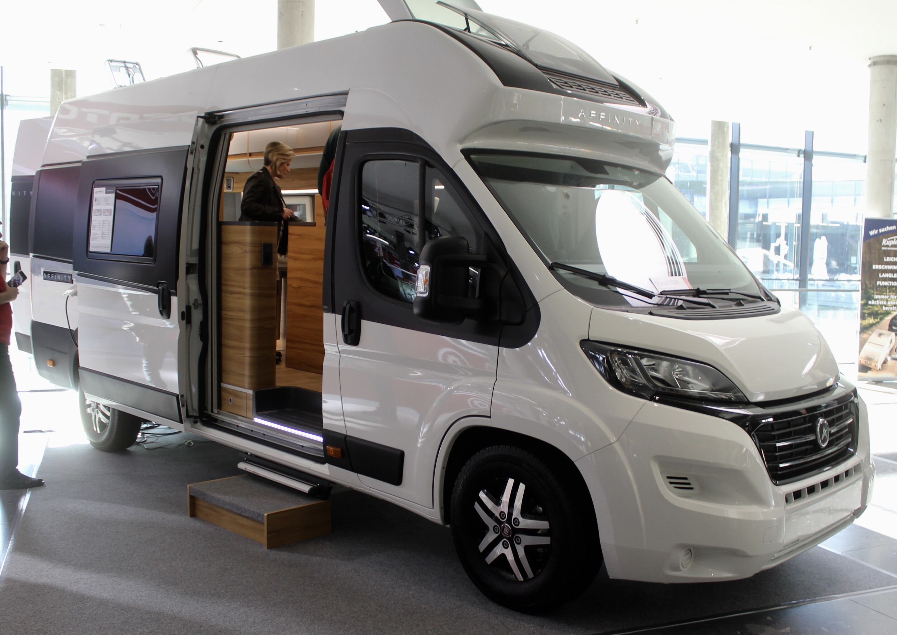 Family van 2020 sales
